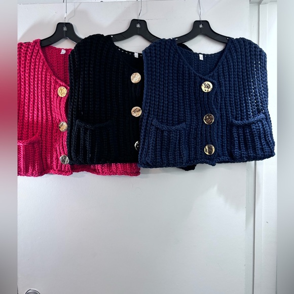 New Sweater Vest Chunky Knit Gold Button Down Sleeveless Knitted Cardigan Po… - Picture 13 of 13